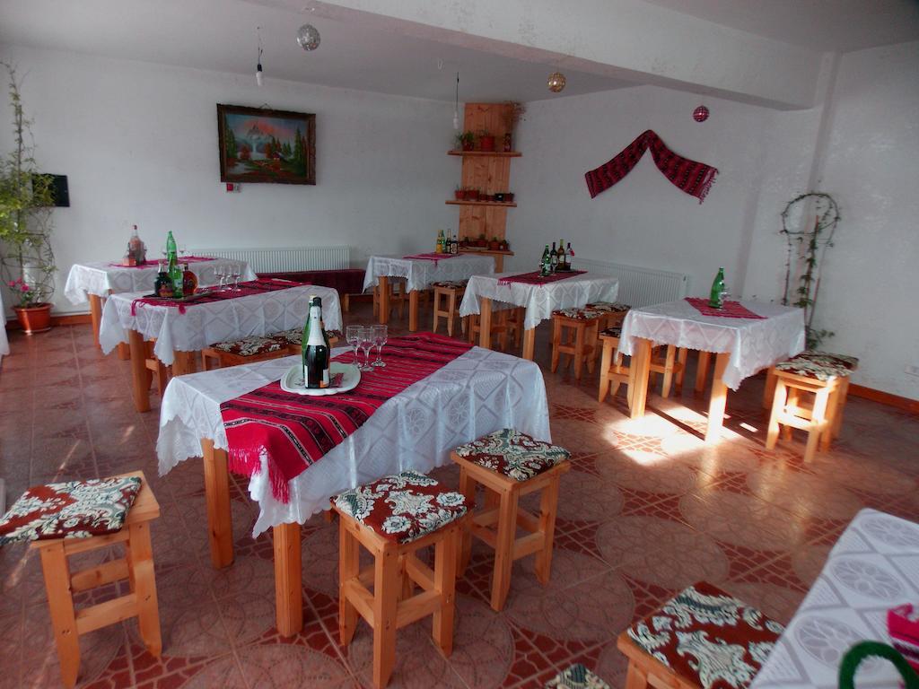 Pensiunea Paradiso Poiana Teiului Extérieur photo